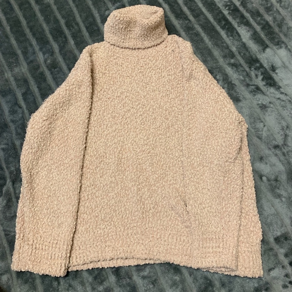 Sherpa style turtleneck